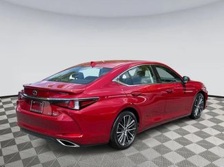 Used 2025 Lexus ES 350 w/ Premium Package FWD video 2