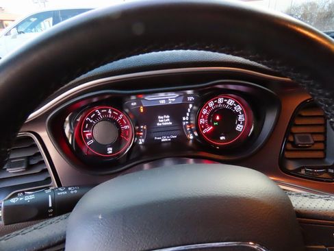 Used 2022 Dodge Challenger SXT w/ Blacktop Package image 28