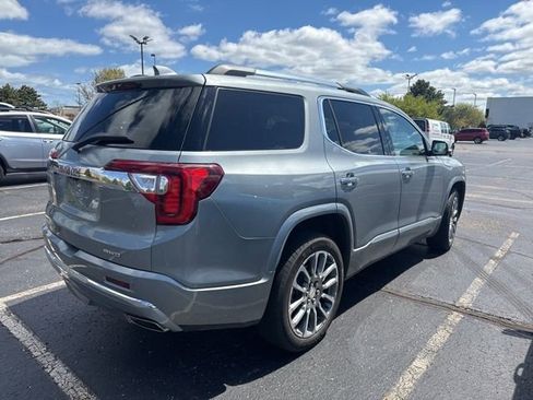 Used 2023 GMC Acadia Denali w/ Denali Ultimate Package AWD/4WD image 9