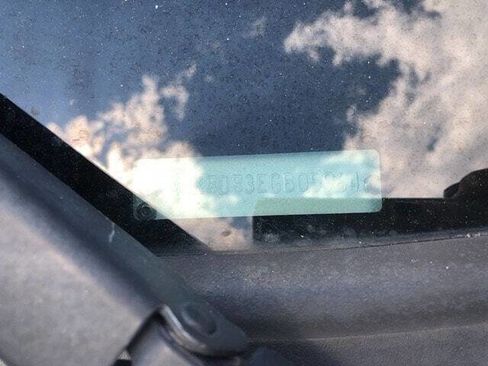 Used 2014 Ford Explorer XLT w/ Equipment Group 202A image 13