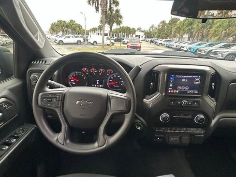 Used 2025 Chevrolet Silverado 1500 Custom Trail Boss AWD/4WD image 16
