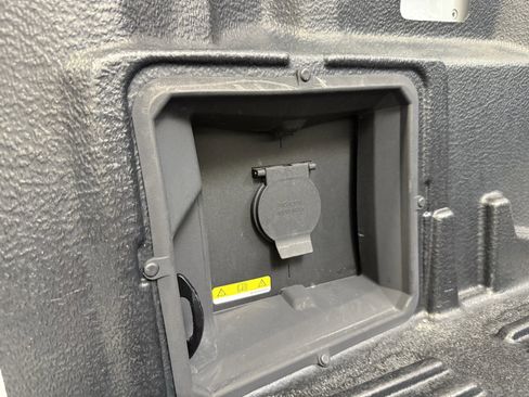 Used 2023 Ford F150 XLT w/ Equipment Group 302A High image 10