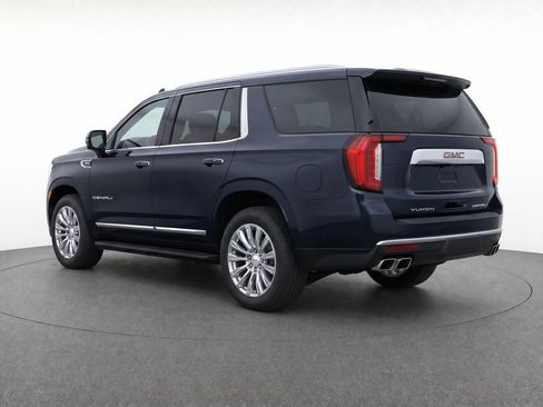 Used 2024 GMC Yukon XL Denali w/ Advanced Technology Package AWD/4WD image 5