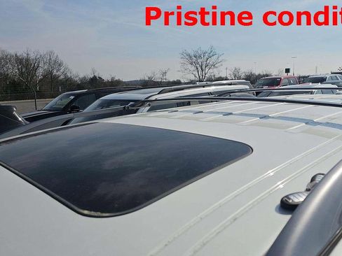 Used 2024 Nissan Armada Platinum w/ Captain's Chairs Package image 5