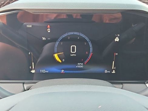 New 2025 Chevrolet TrailBlazer LT w/ Convenience Package image 9