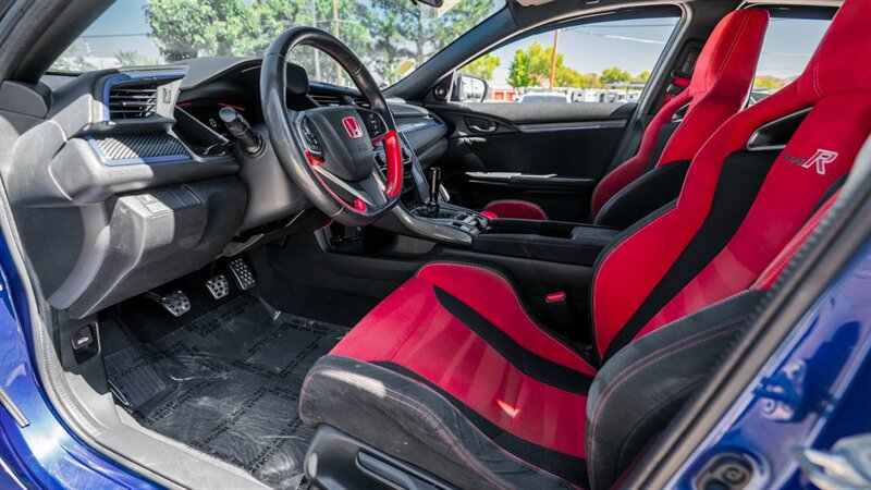 Used 2018 Honda Civic Type R image 18