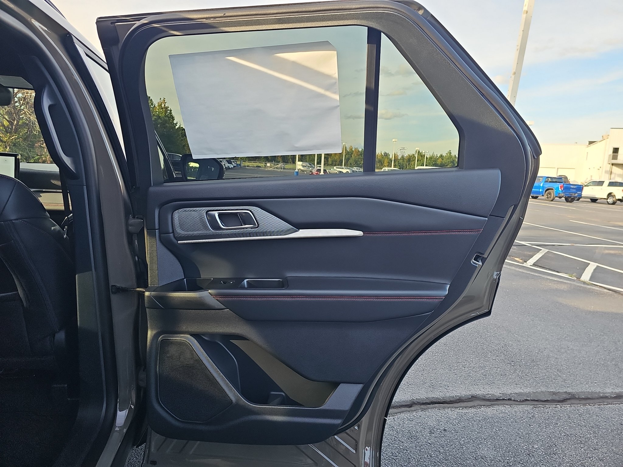 New 2027 Ford Explorer ST-Line w/ Premium Package RWD image 22