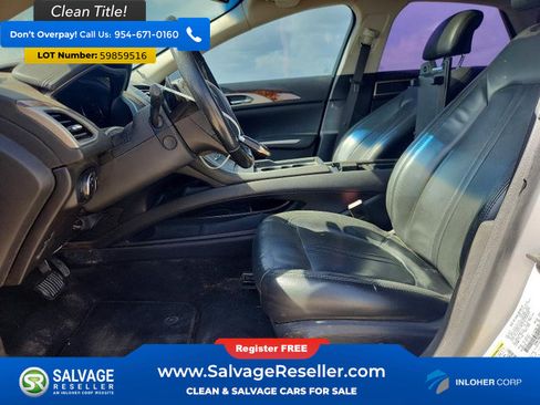 Used 2013 Lincoln MKZ FWD image 9