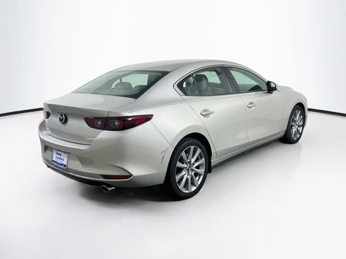 Used 2023 MAZDA MAZDA3 s FWD image 5