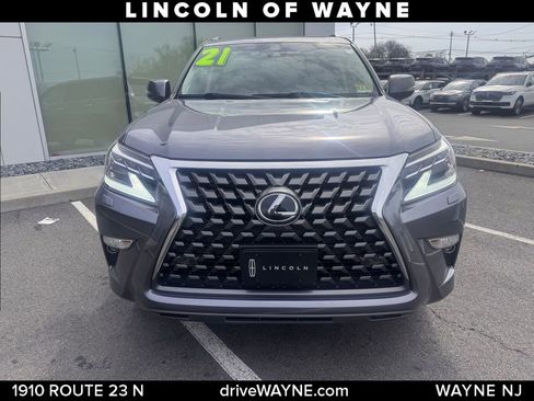Used 2021 Lexus GX 460 Premium w/ Premium Package AWD/4WD image 10