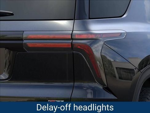 New 2026 Chevrolet Traverse Z71 w/ Driver Confidence Package AWD/4WD image 12