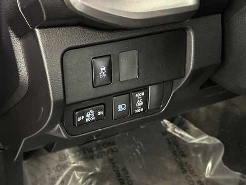 Used 2023 Toyota Tacoma TRD Off-Road image 12