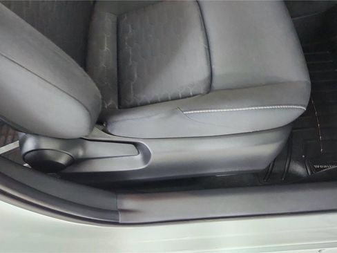 Used 2022 Toyota Corolla SE image 25