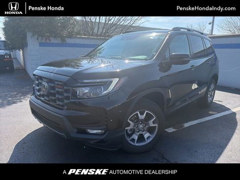 Certified 2023 Honda Passport TrailSport image 1