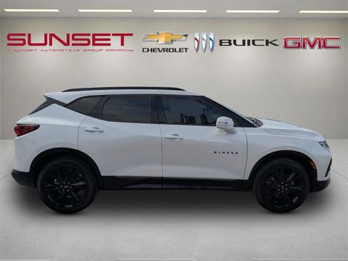 Certified 2020 Chevrolet Blazer RS image 3
