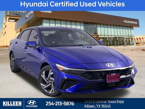 Used 2025 Hyundai Elantra SEL image 1