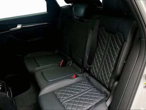 Used 2023 Audi SQ5 Premium Plus w/ Premium Plus Package AWD/4WD image 20