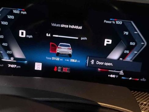 Used 2024 BMW X5 M60i image 14