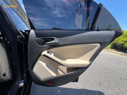 Used 2018 Mercedes-Benz CLA 250 w/ Convenience Package image 45