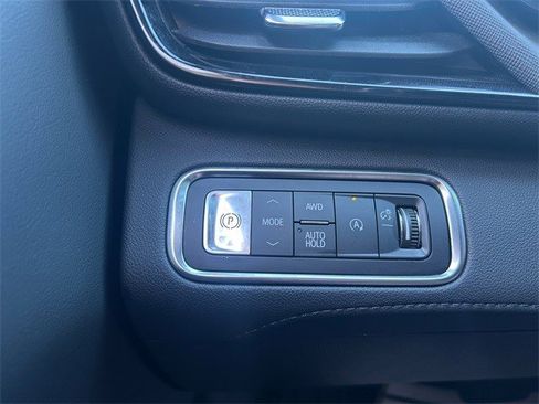 Certified 2025 Buick Enclave Preferred image 19