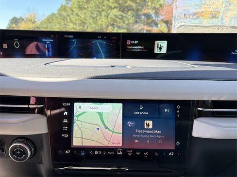 New 2025 Lincoln Navigator Reserve image 18