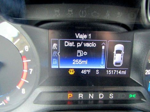 Used 2016 Ford Fusion SE FWD image 6