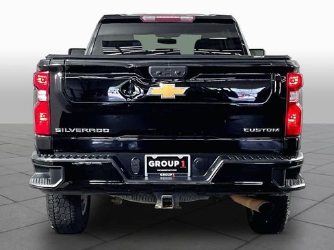 Certified 2022 Chevrolet Silverado 2500 Custom w/ Custom Value Package RWD image 5