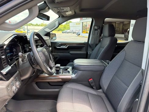 Used 2023 Chevrolet Silverado 1500 RST w/ Convenience Package II AWD/4WD image 19