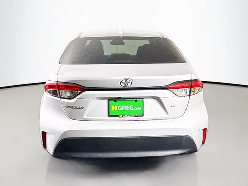 Used 2024 Toyota Corolla LE FWD image 8