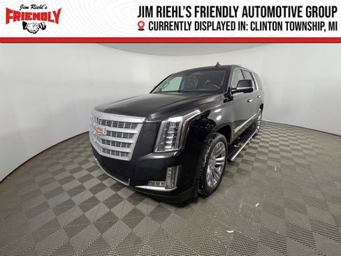 Used 2017 Cadillac Escalade Premium Luxury image 1