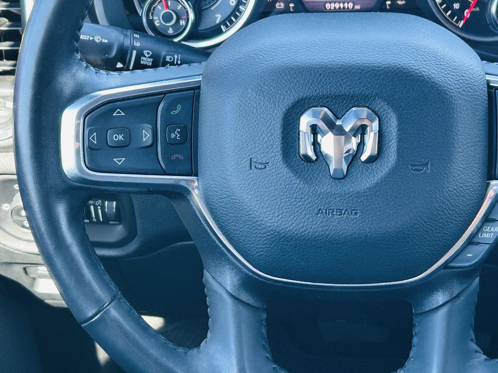 Used 2024 RAM 1500 Laramie AWD/4WD image 17