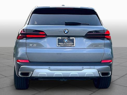 Used 2024 BMW X5 xDrive40i w/ Premium Package AWD/4WD image 4