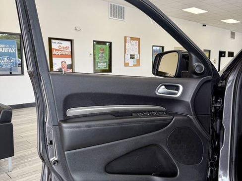 Used 2019 Dodge Durango SXT RWD image 15