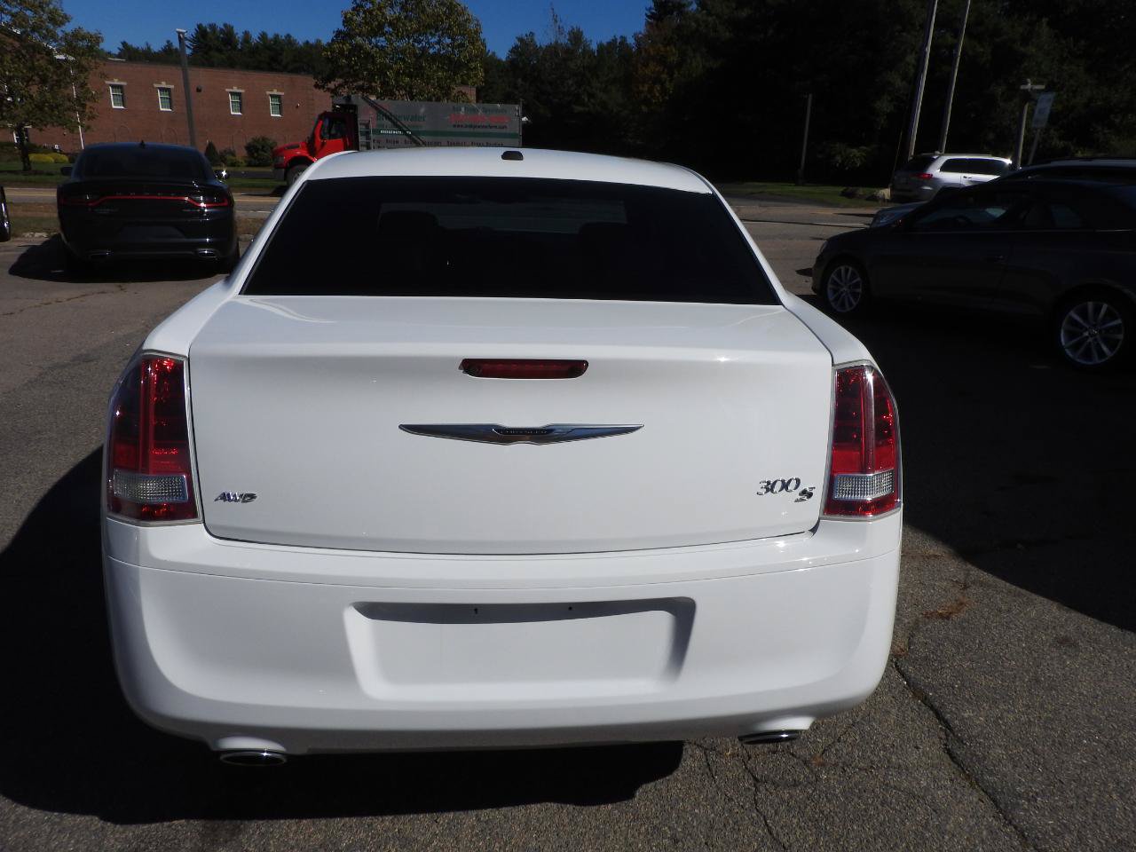 Used 2012 Chrysler 300 S AWD/4WD image 5