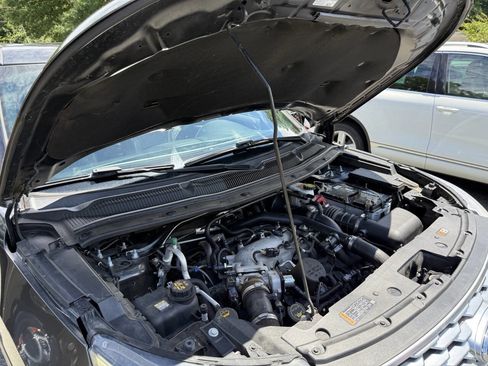 Used 2018 Ford Explorer Platinum image 22