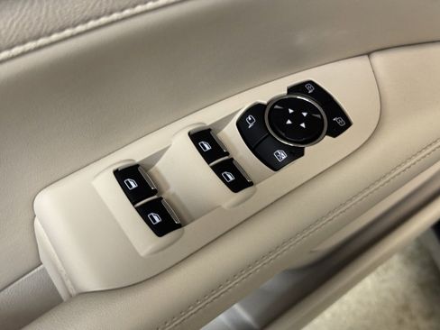 Used 2017 Lincoln MKZ Select w/ Select Plus Package image 10