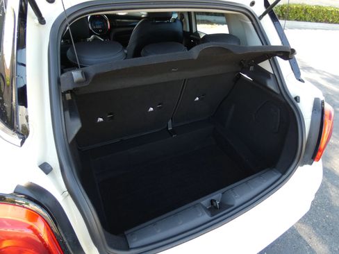 Used 2017 MINI Cooper S image 56