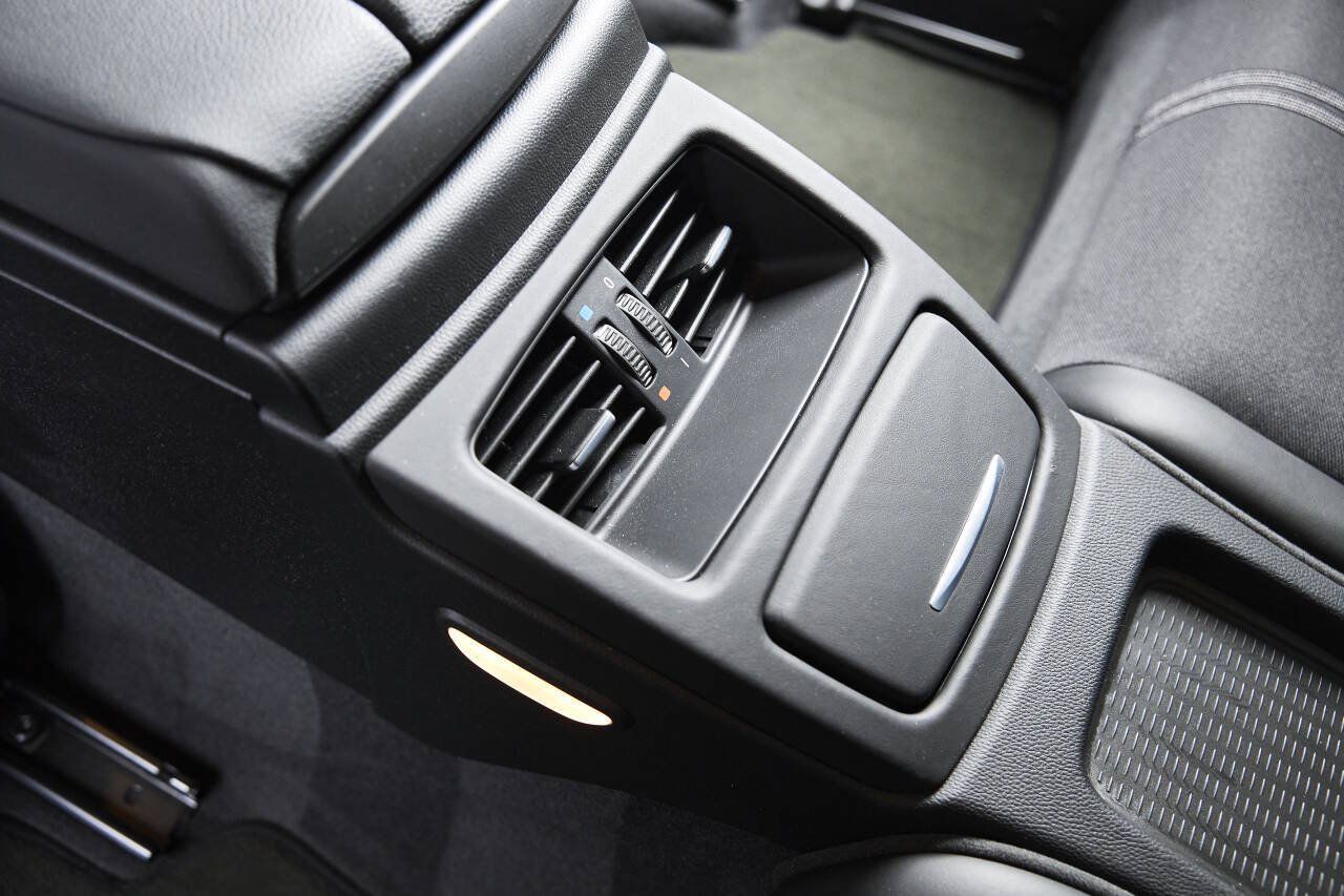 Used 2011 BMW M3 Coupe RWD image 92