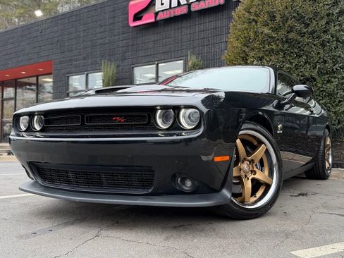 Used 2021 Dodge Challenger R/T Scat Pack w/ 1320 Plus Group image 2