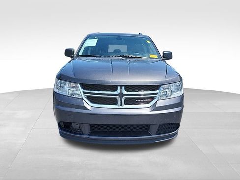 Used 2019 Dodge Journey SE FWD image 5