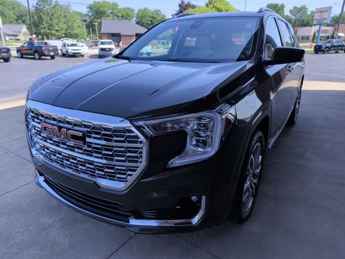 Used 2023 GMC Terrain Denali AWD/4WD image 5