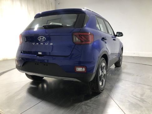New 2026 Hyundai Venue SEL image 7