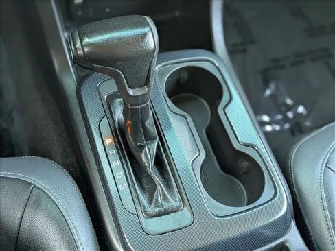 Used 2016 Chevrolet Colorado Z71 image 11