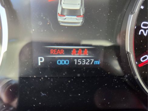 Used 2019 Toyota RAV4 XLE Premium FWD image 32