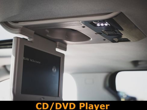 Used 2016 GMC Yukon XL Denali w/ Open Road Package image 12