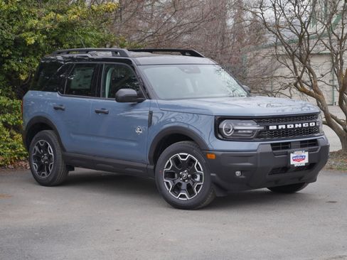 New 2026 Ford Bronco Sport Outer Banks image 8