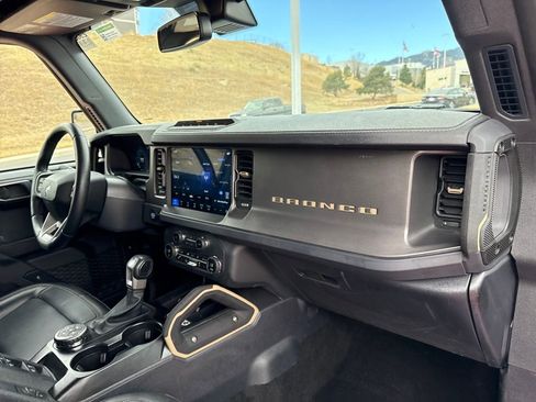 Certified 2025 Ford Bronco Badlands AWD/4WD image 31