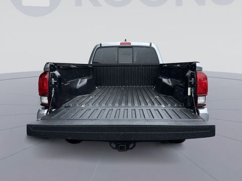 Used 2021 Toyota Tacoma SR w/ SX Package AWD/4WD image 23
