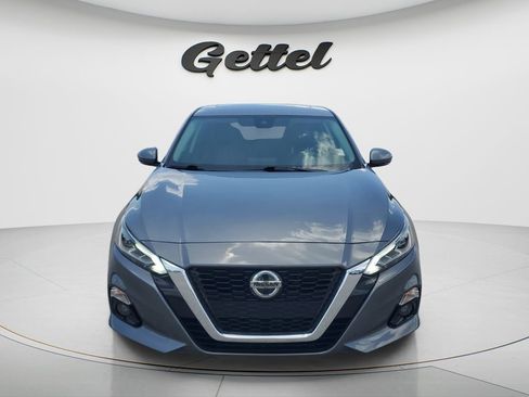 Used 2020 Nissan Altima 2.5 SV FWD image 2