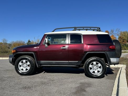 Used 2007 Toyota FJ Cruiser 4WD image 7